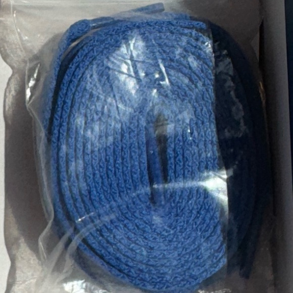 BRAND NEW! Jordan 1 Retro High OG True Blue (GS)- Size 5.5Y - Picture 8 of 8